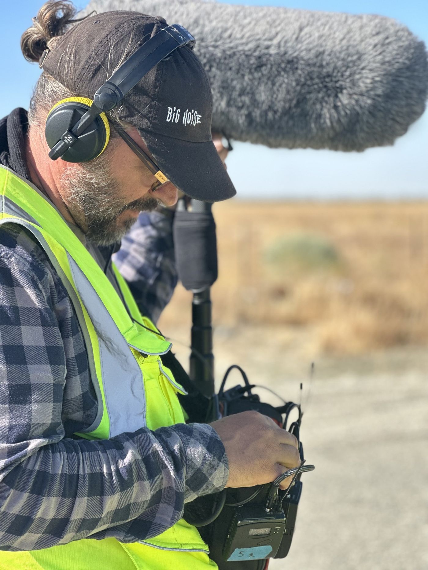 Sound mixer recording on set, photo 12
