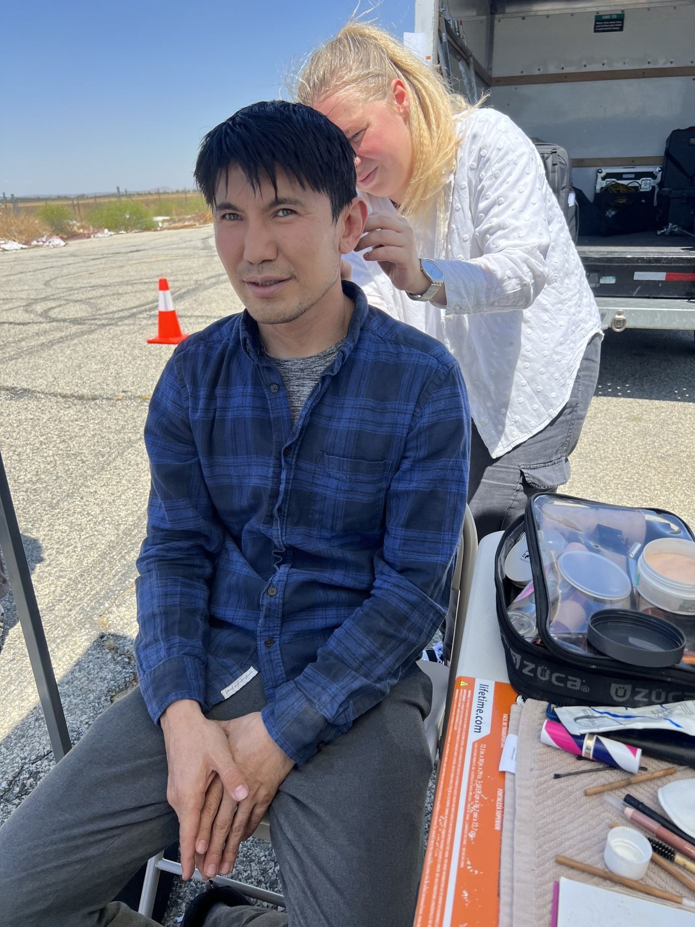 Medet Aman in make-up on set, photo 2